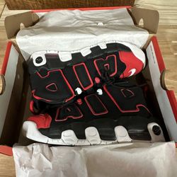 Nike Sneakers 