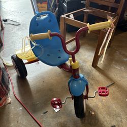 Radio Flyer Fold 2 Go Tricycle.
