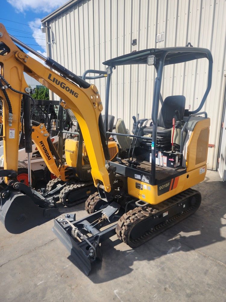 2023 Liugong 9018F Mini Excavator (Unused New)