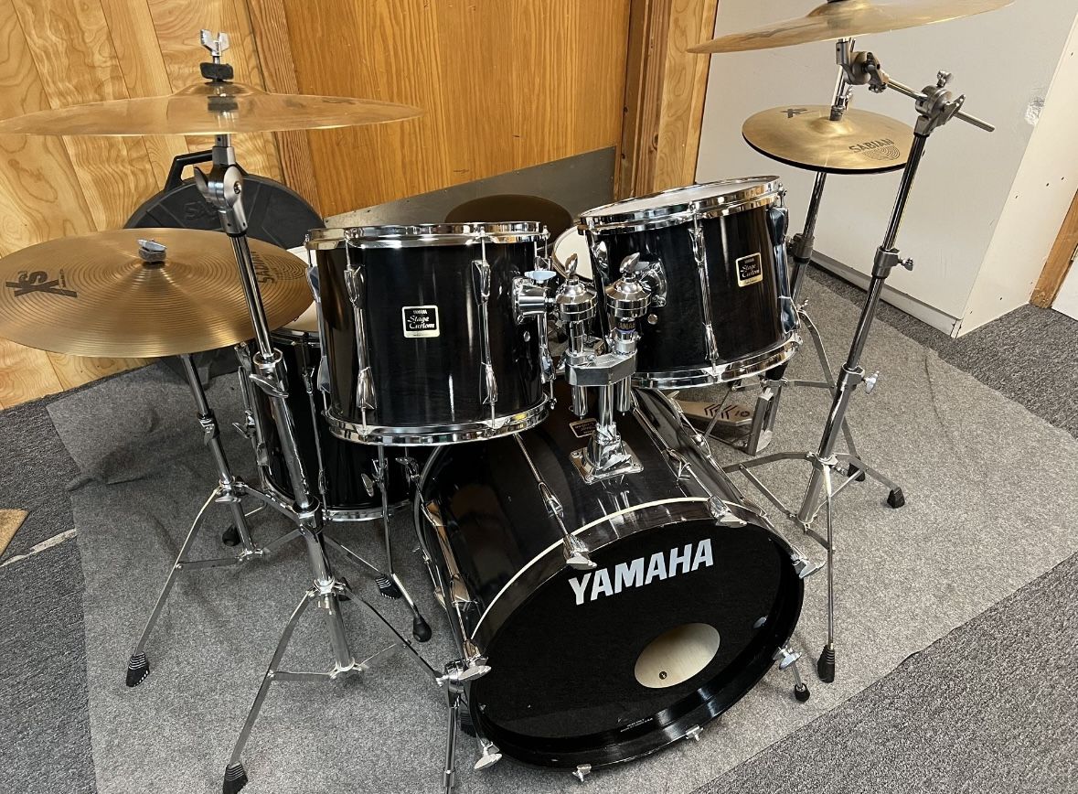 Black Yamaha Stage Custom 5-Piece Drum Set