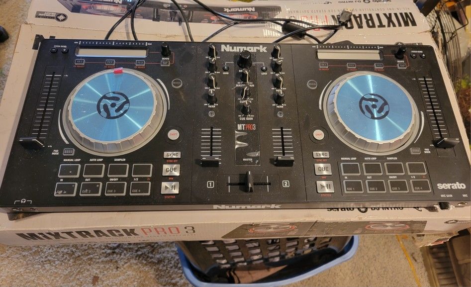 Numark mixer pro3