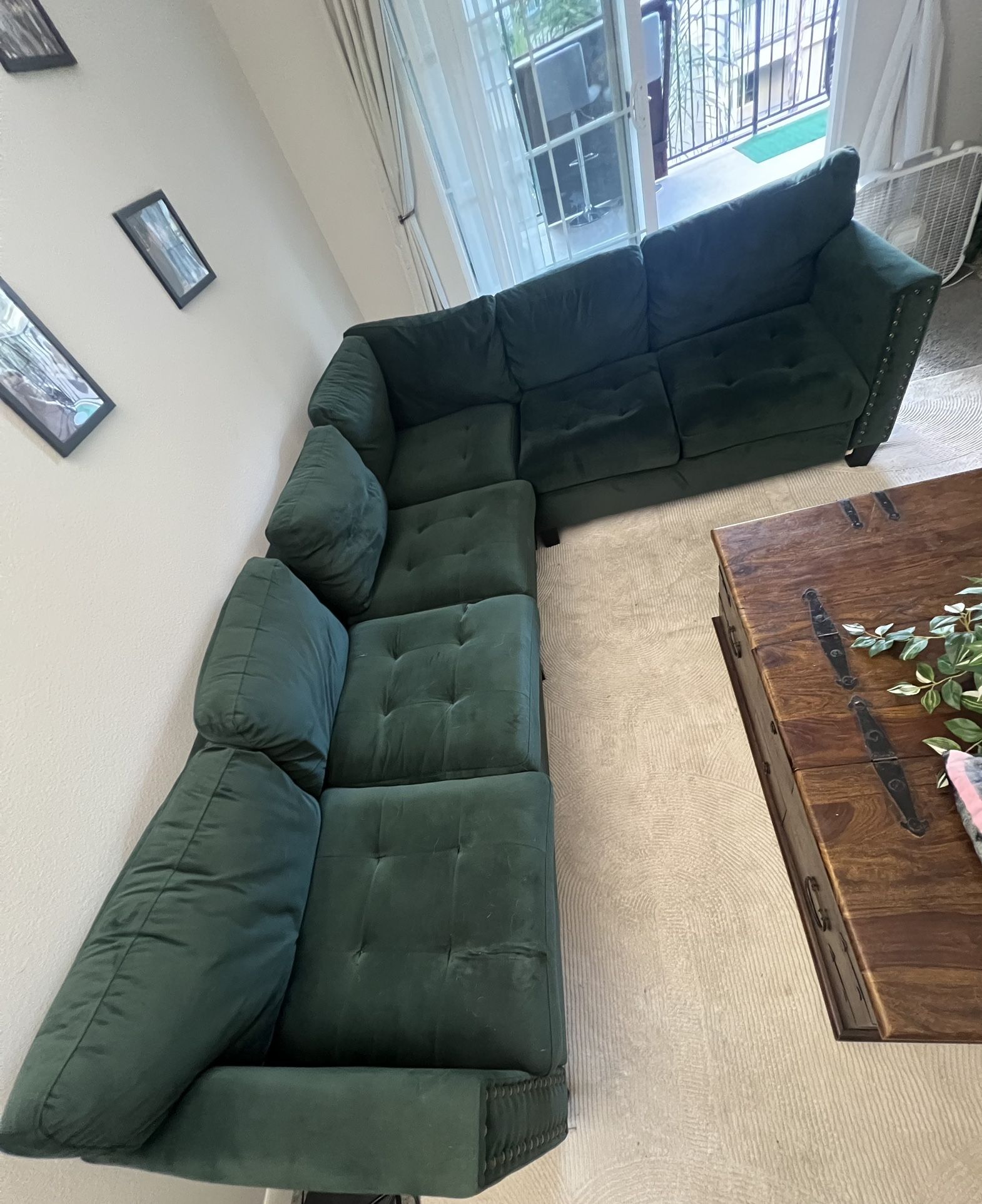 Beautiful & Comfortable Couch For Sale