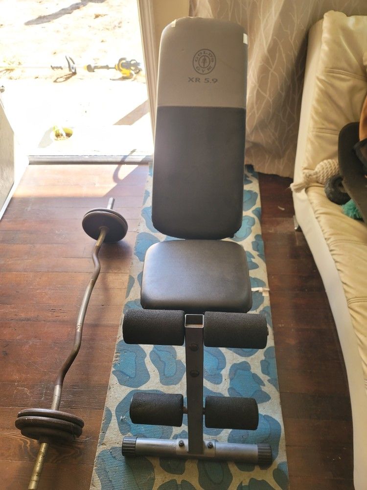 Xr 5.9 GOLDS GYM recline Bench