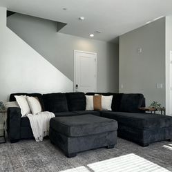 2 Piece Gray Sectional Couch With Ottoman 