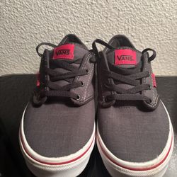 Black and red vans Size 4.5 Kids