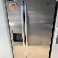 Whirlpool Stainless Refrigerator 33” Like New . Warehouse pricing.  Warranty . Delivery Available . 2522 Market st. 33901