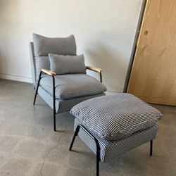 Accent Chair W/ Ottoman