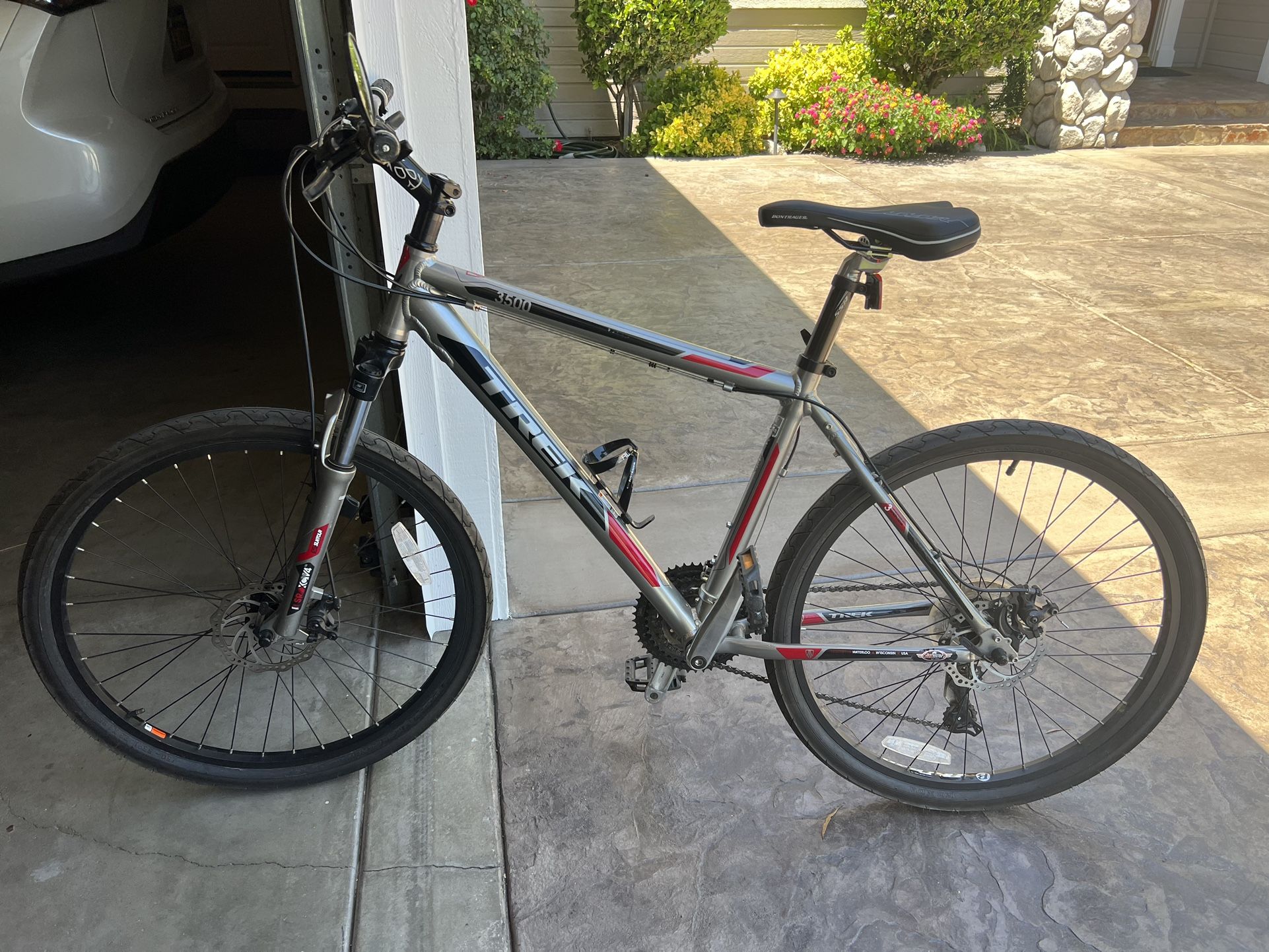2012 Trek 3500 21 Speed Mountain Bike