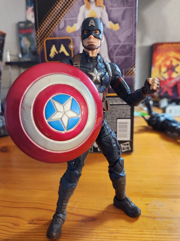 Marvel Legends Civil War Captain America 