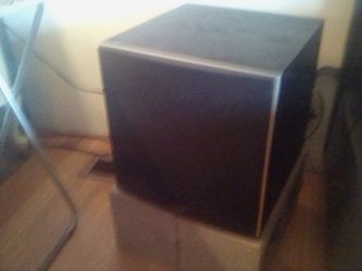 POLK  PSW 10 POWERED SUB