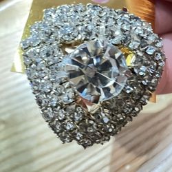 Pin Triangular clear rhinestone brooch a vintage 
