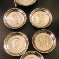 Vintage Beautiful Designed Set Of 6 Decanter Glass And Silver 