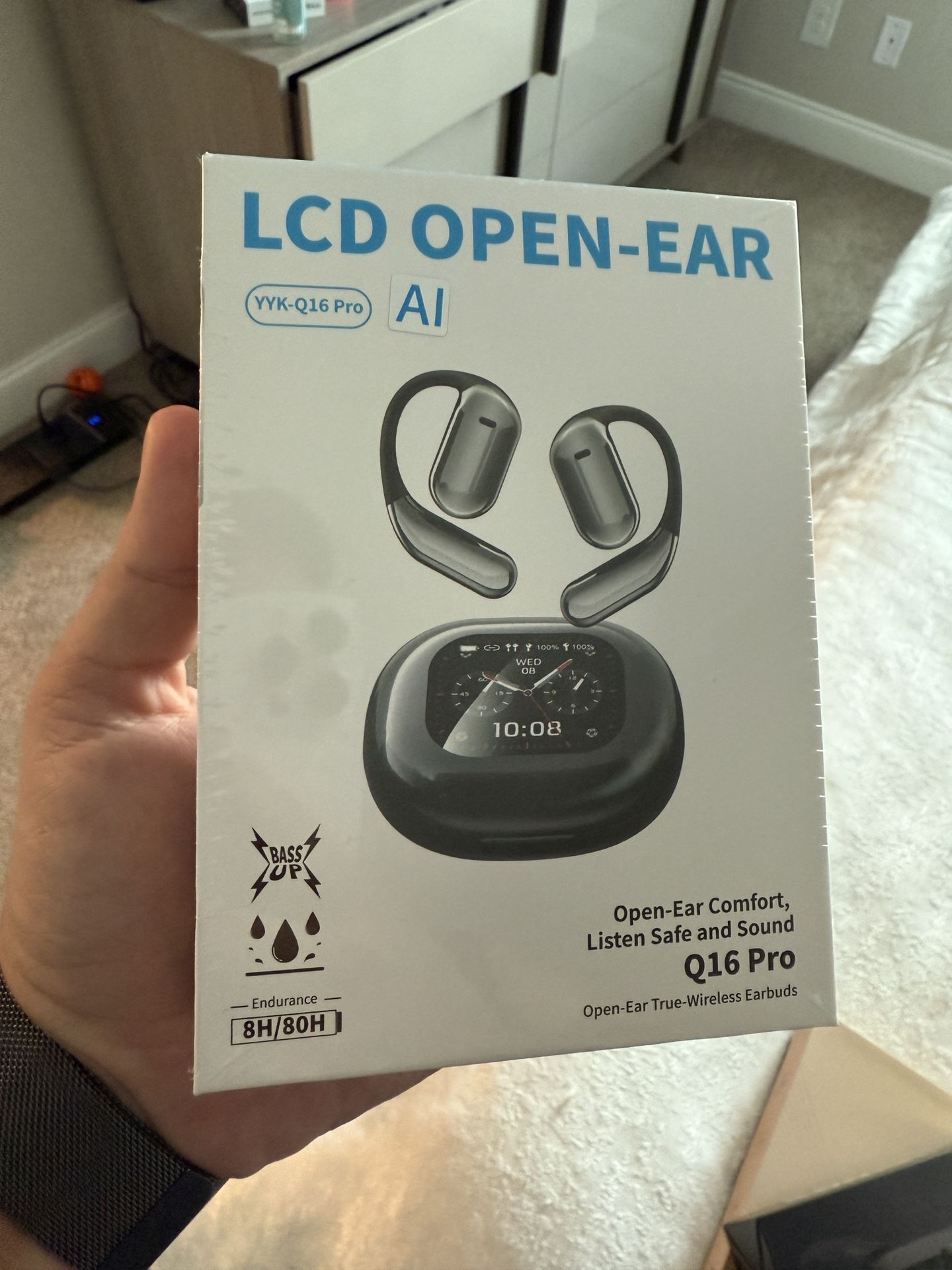 Bluetooth earbuds
