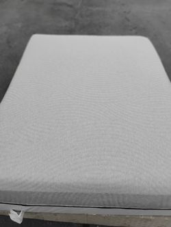 Never Slept On Serta iComfort Queen Mattress