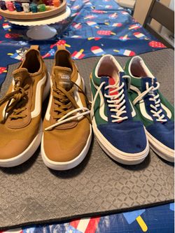 Vans tennis shoes size 10