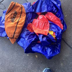 Inflatable basketball hoop