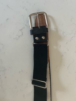 Adult men’s Small baseball belt