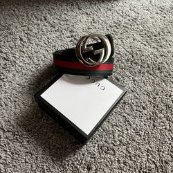 Brand New  Belt Gucci / Size 34-38 