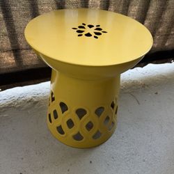 Out Door Metal Table/ Plant Stand 