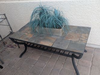 Slat Tile Table Set...