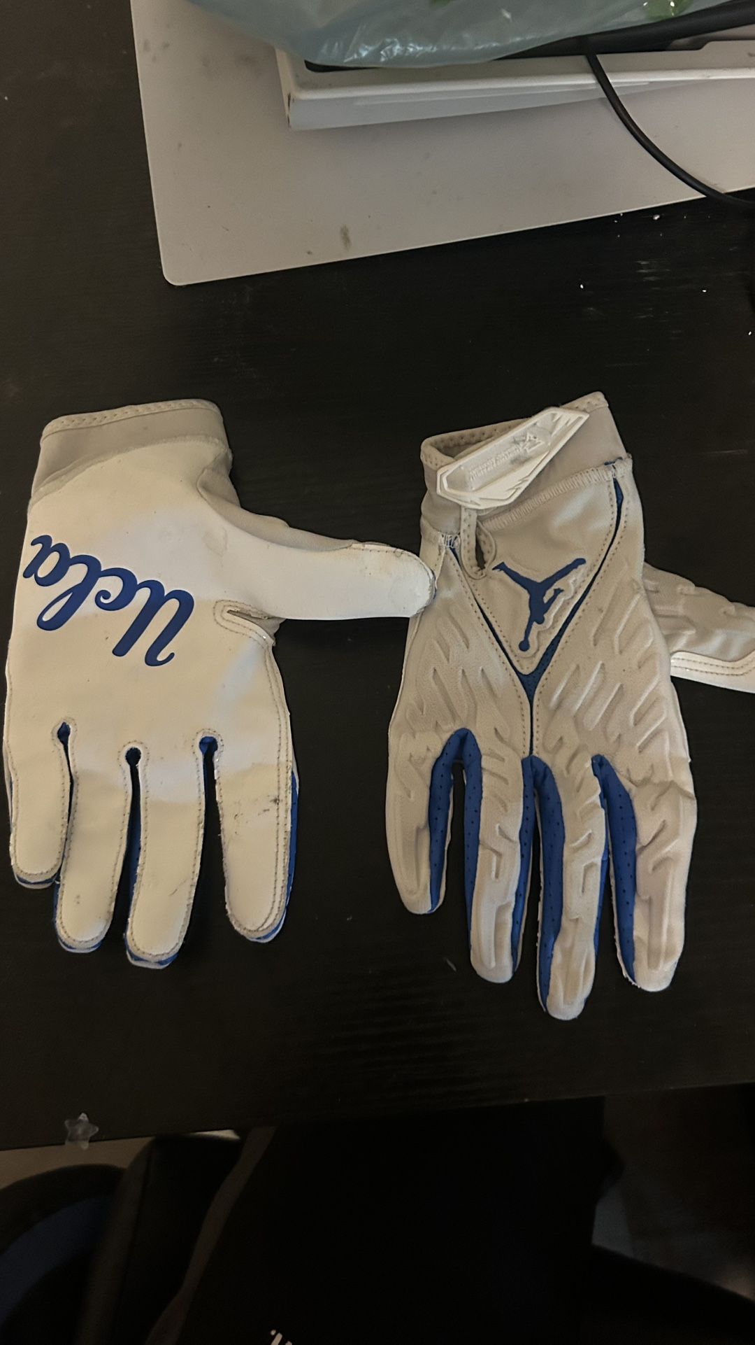 UCLA PADDED GLOVES