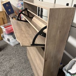 Shoe cabinet - Barely Used 