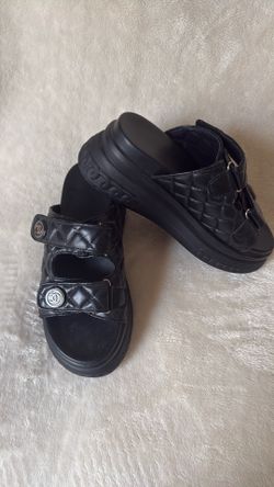 Platform Sandals size 6