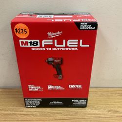 MILWAUKEE 2962-20 1/2” MID-TORQUE IMPACT WRENCH W/ FRICTION RING (TOOL ONLY).