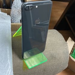 iPhone 8 Plus Unlocked 