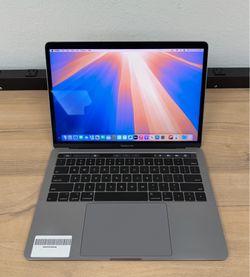 13" MacBook Pro Touchbar*2.4Ghz Intel Core i5*256GB SSD*16GB RAM
