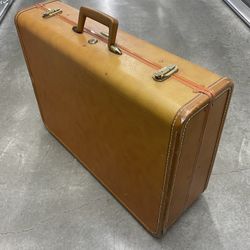 Vintage Taperlite Luggage Camel 