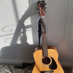 Yamaha Guitar