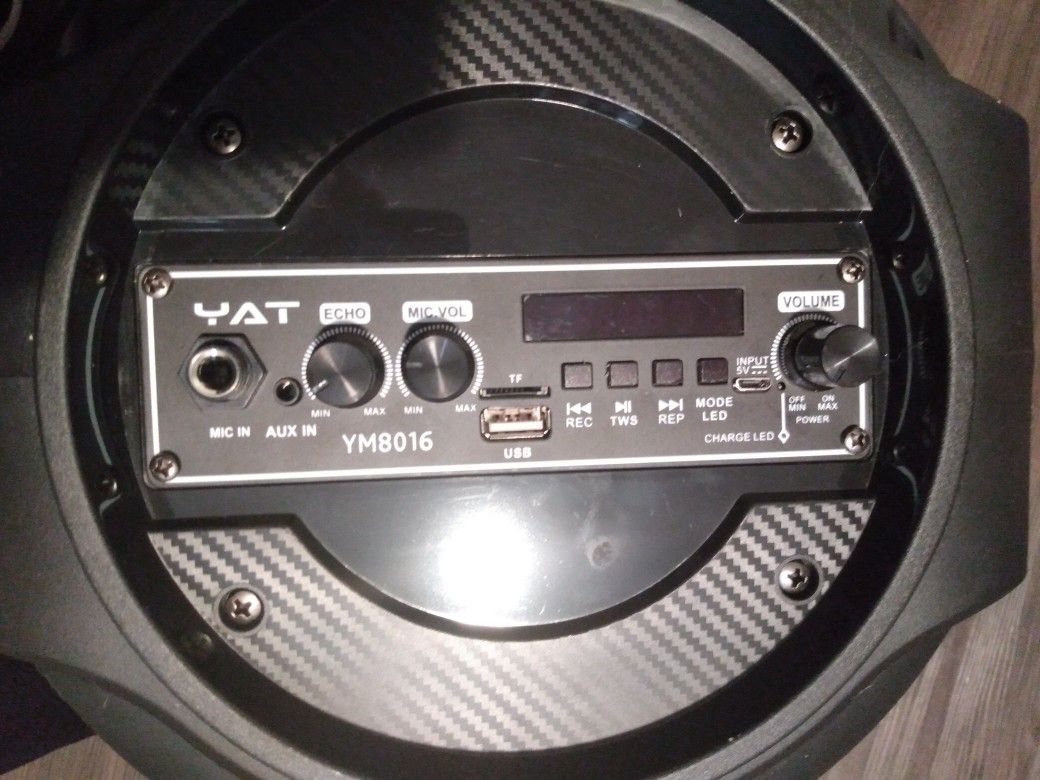 Yat Wireless Bluetooth Speaker