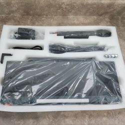 New Never Used Wireless UHF Microphone System – New Baxs KMC8 – 2 Mics + Receiver