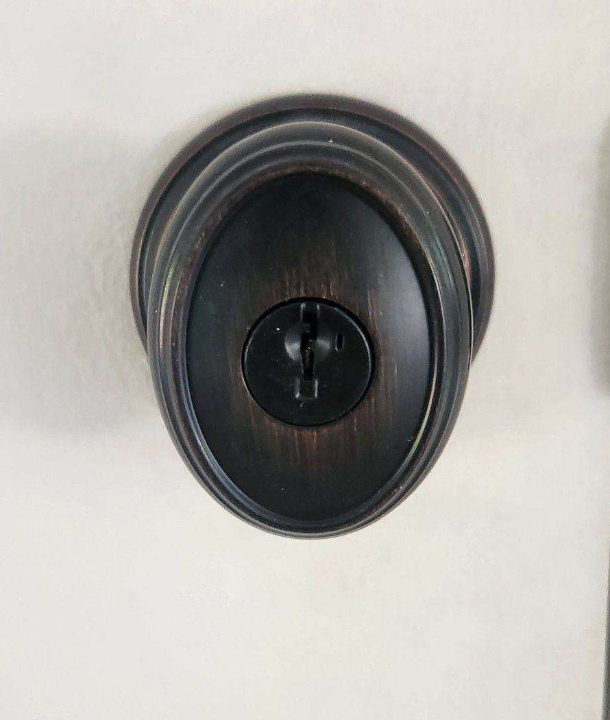 6 Baldwin Knobs 