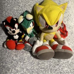 Sonic Plushy