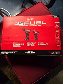 Milwaukee m12 Drill Combo Set New