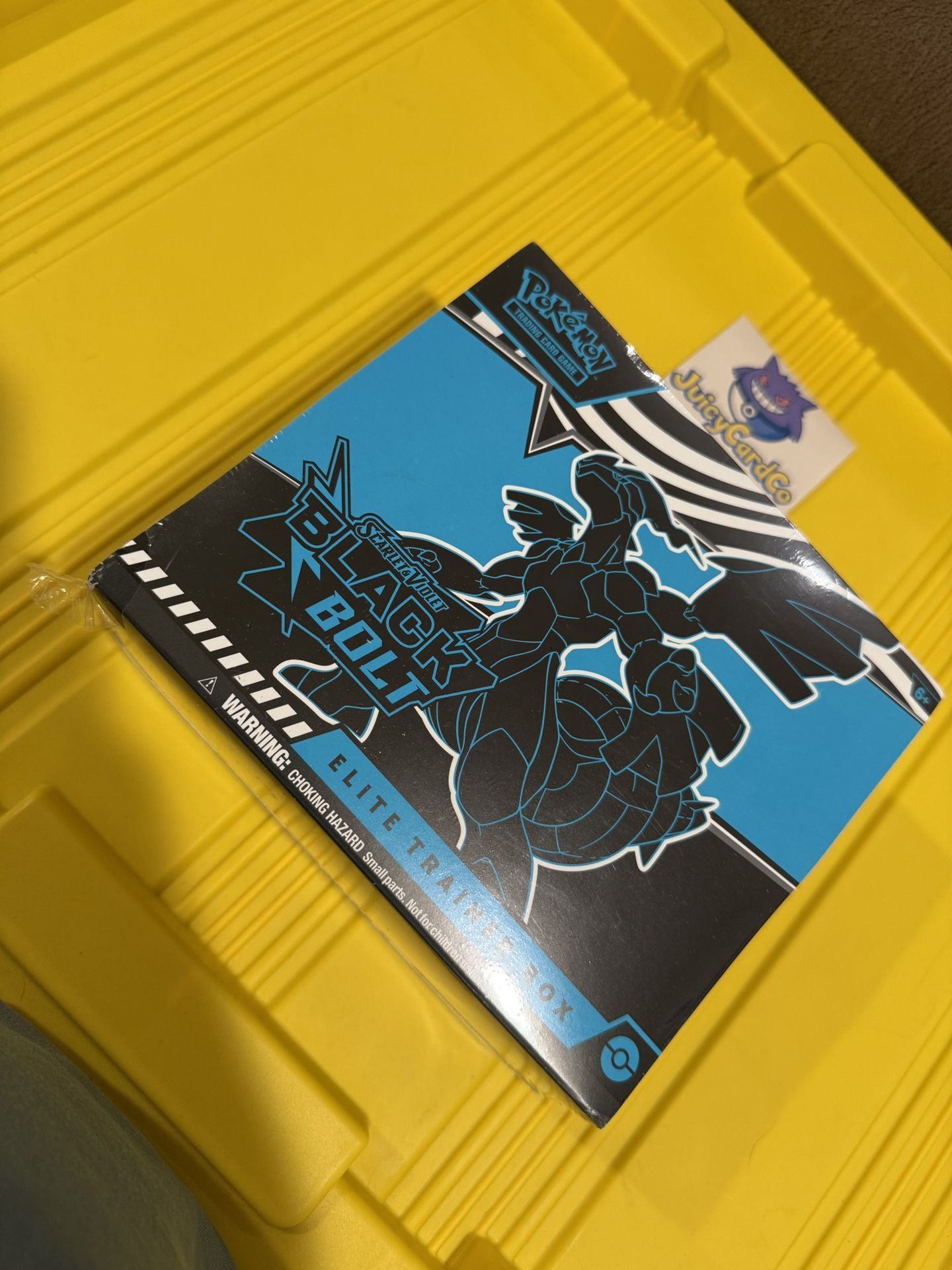 Pokemon TCG: Black Bolt Elite Trainer Box