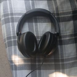 Sony WH-XB910N Extra Bass Noise Canceling Headphones 