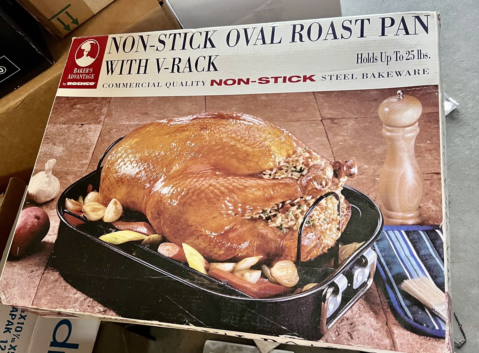 New With Box Non Stick Oven Roasted Pot