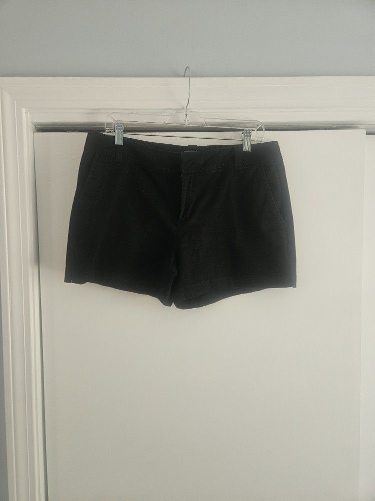 Women's New York & Company SOHO Black 8 Shorts