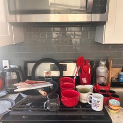 Kitchen Appliances & Cookware | Rice Cooker, Electric Kettle, Pots, Pans & Knive