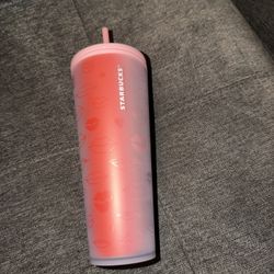 Starbucks Valentines Lips and Hearts Cold Cup Matte Soft Touch 24 oz New Rare