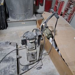 Is hydraulic carlift 