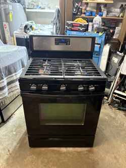 WHIRPOOL GAS STOVE  BLACK EVERYTHING WORKING ESTUFA DE GAS MUY BUENA