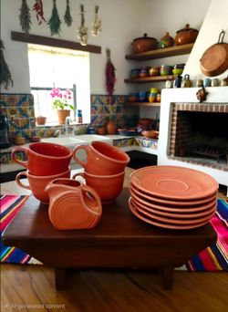 Vintage Fiestaware tea Set 4 Cups, Creamer, 6 Plates Coral Color