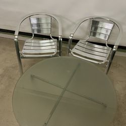 Glass Table Metal Chairs 