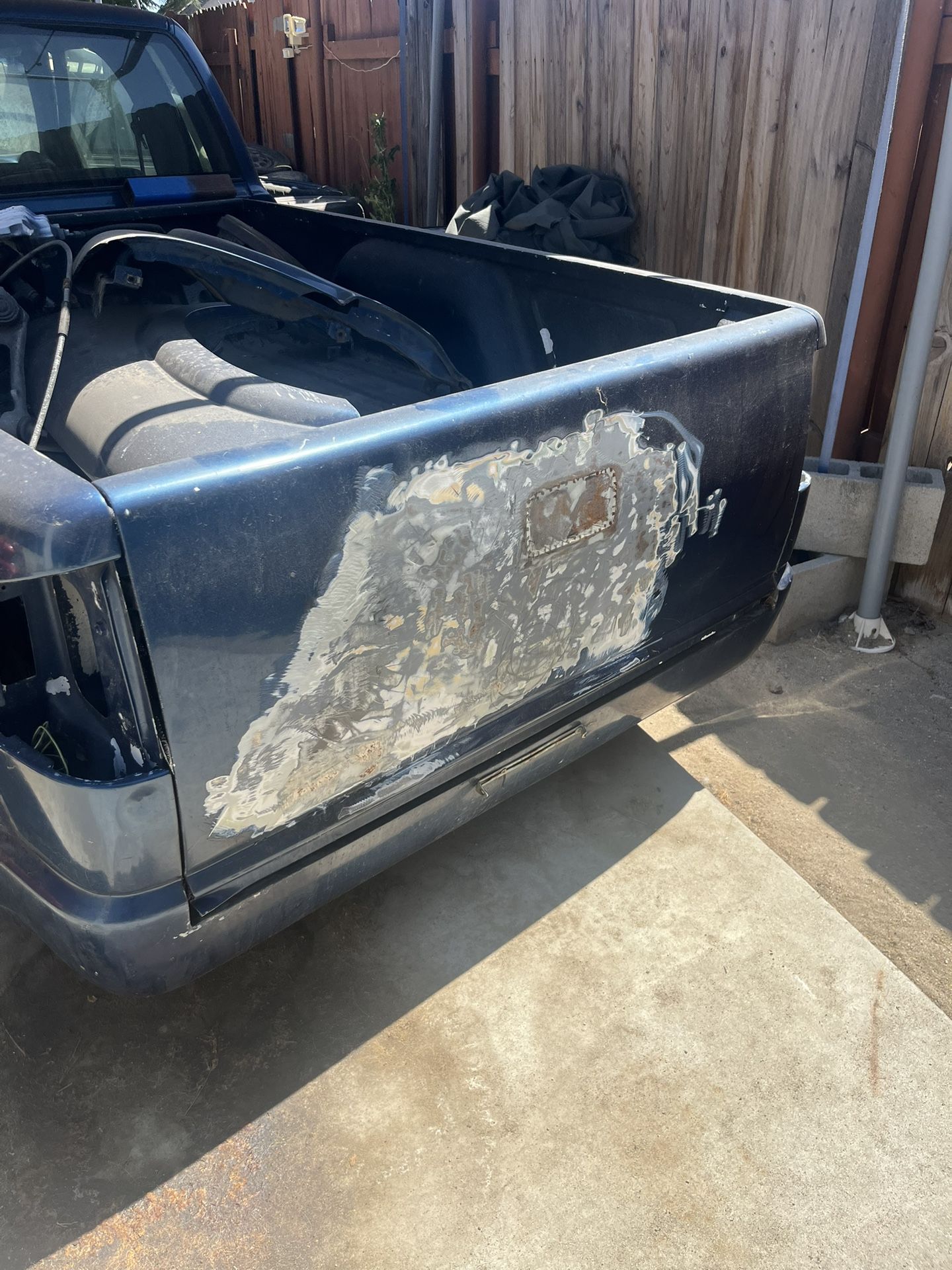 S10 Tail Gate