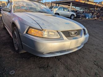 2000 Ford Mustang Just In For Parts