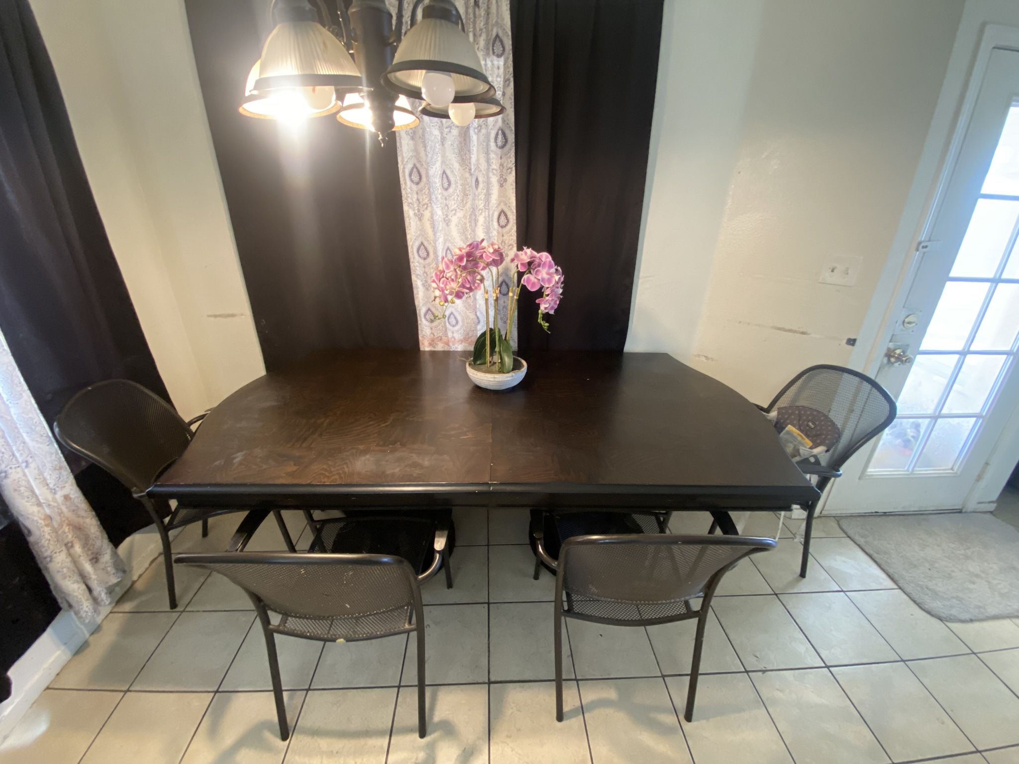 Kitchen dining room table